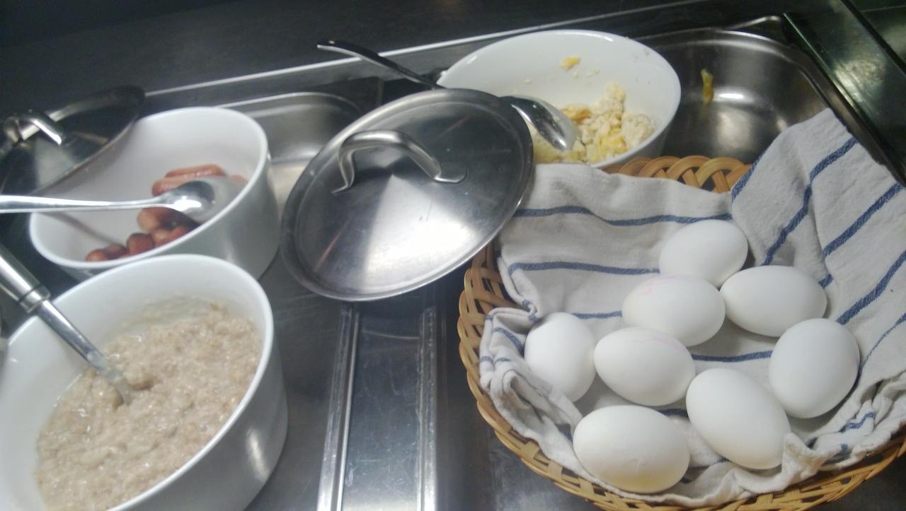 Juthbacka Hotell Uusikaarlepyy Bagian luar foto