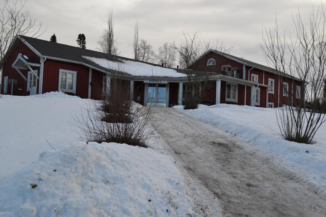 Juthbacka Hotell Uusikaarlepyy Bagian luar foto