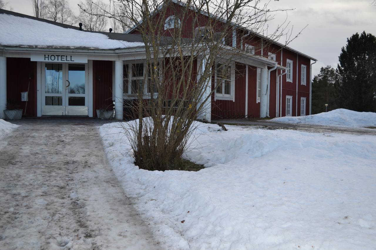 Juthbacka Hotell Uusikaarlepyy Bagian luar foto