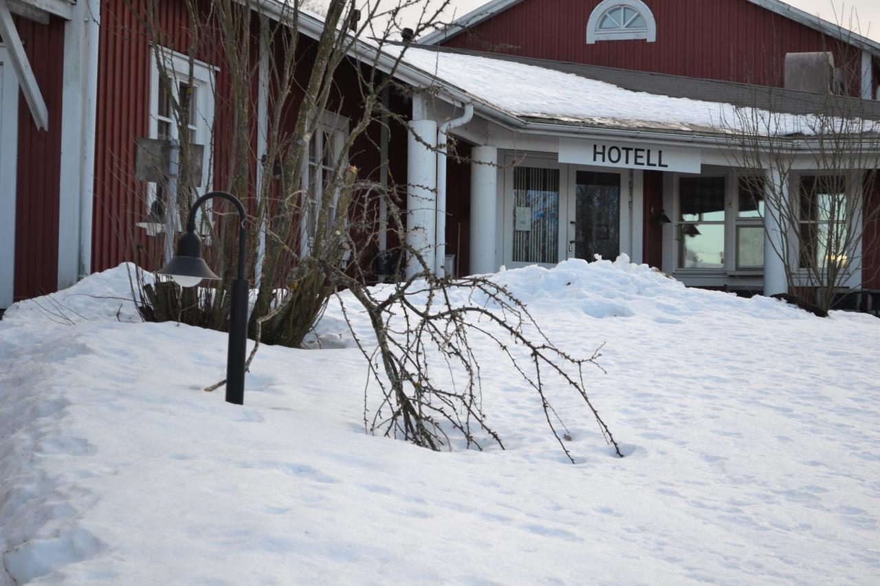 Juthbacka Hotell Uusikaarlepyy Bagian luar foto